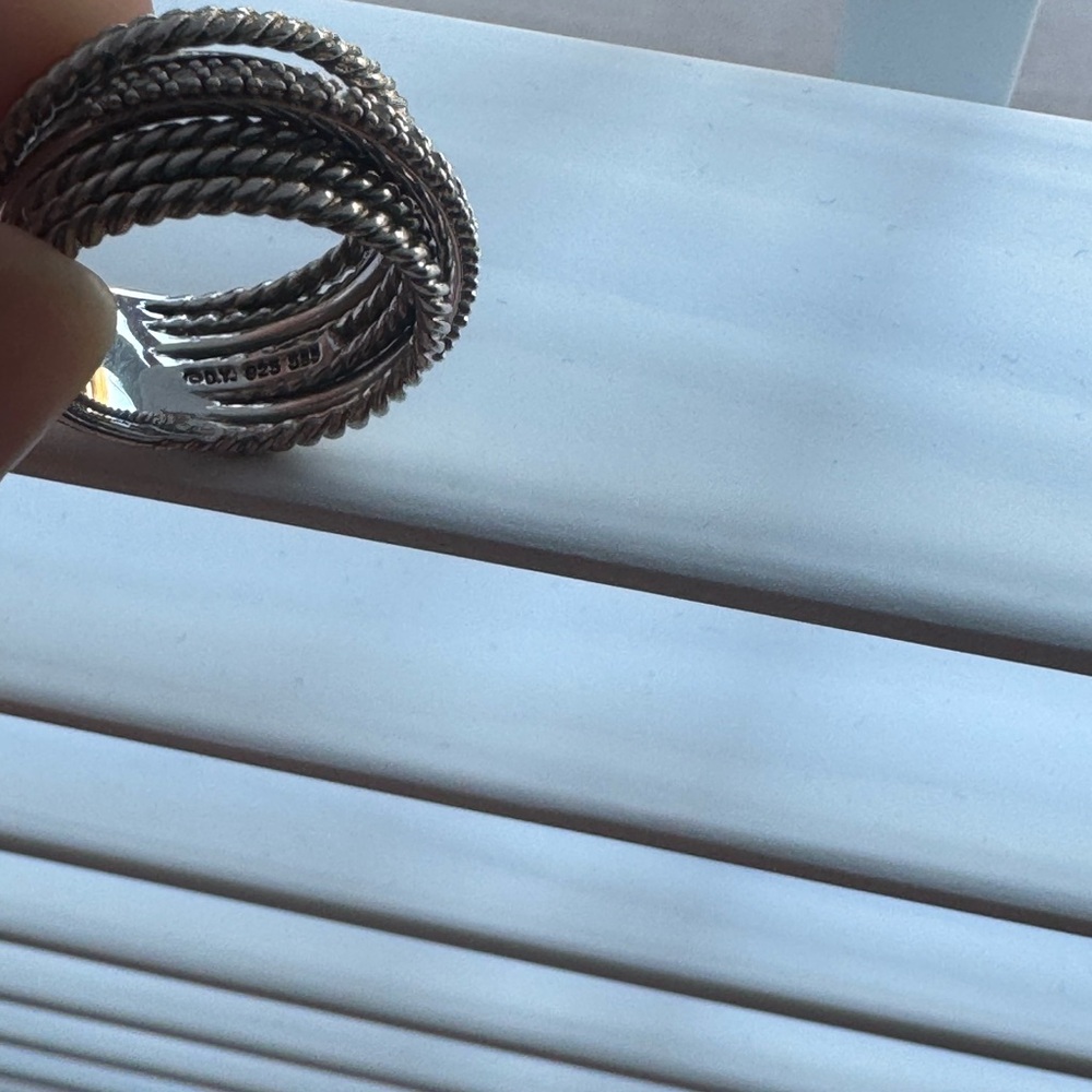 David Yurman Crossover Ring - Picture 6 of 6